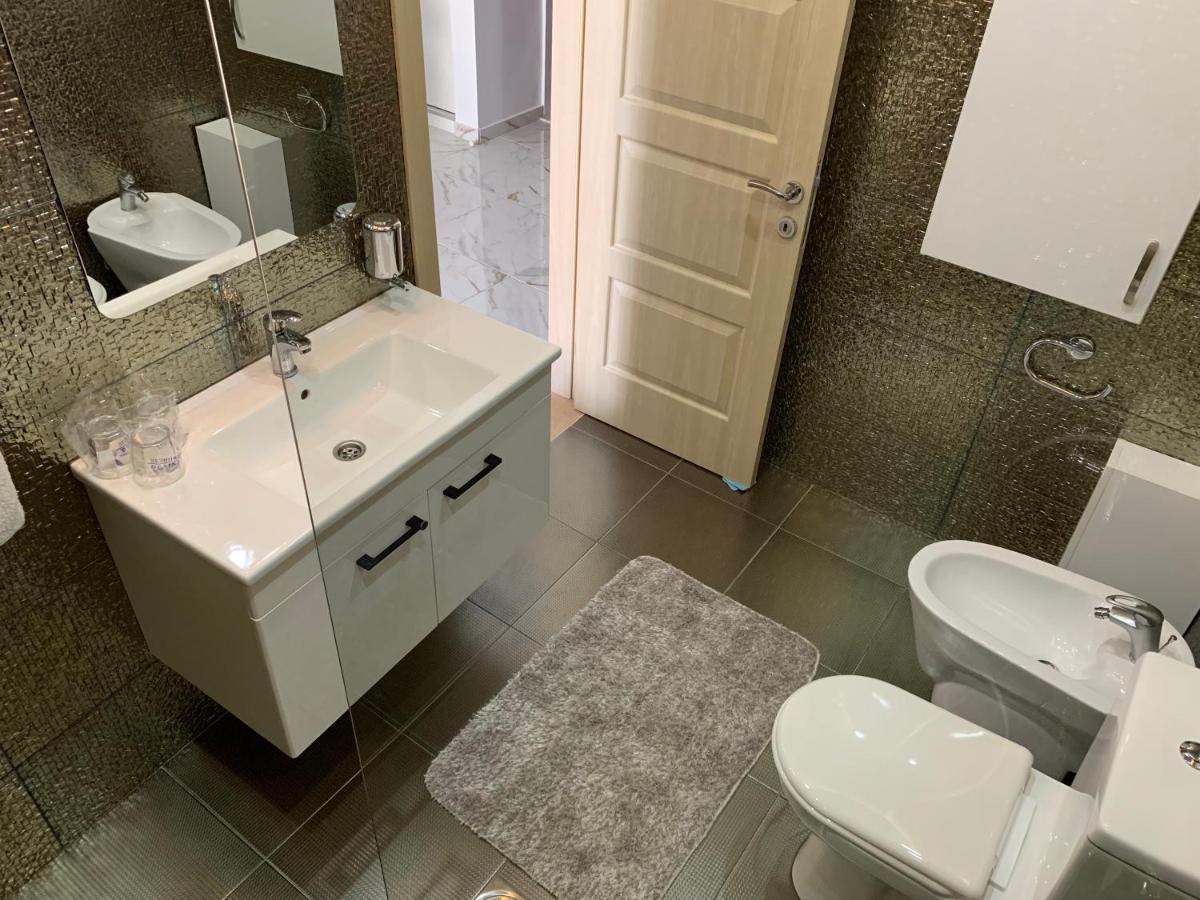 Sound Of The Sea Apartment Свети Стефан Екстериор снимка